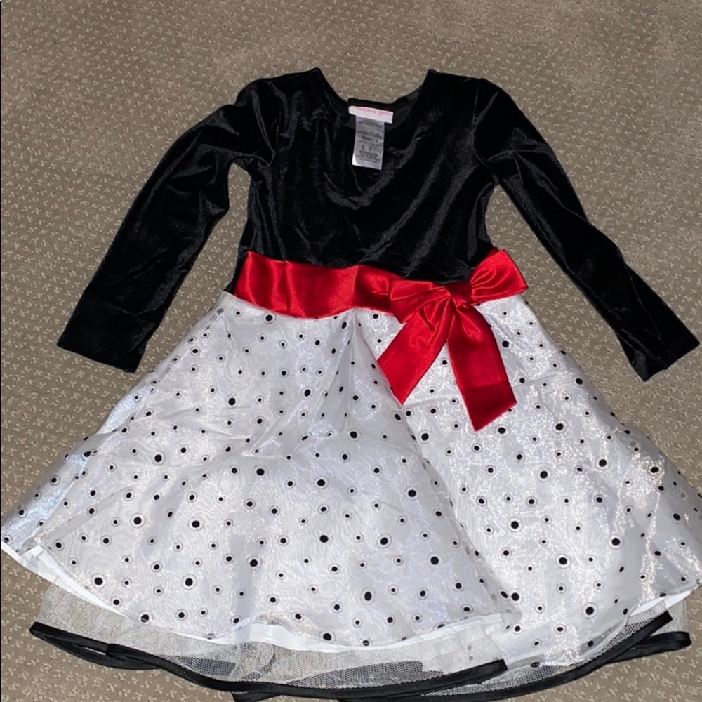 Girls dress worn once